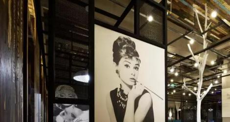 「融創(chuàng)春風(fēng)十里」售樓中心，光影演繹的自然之道！